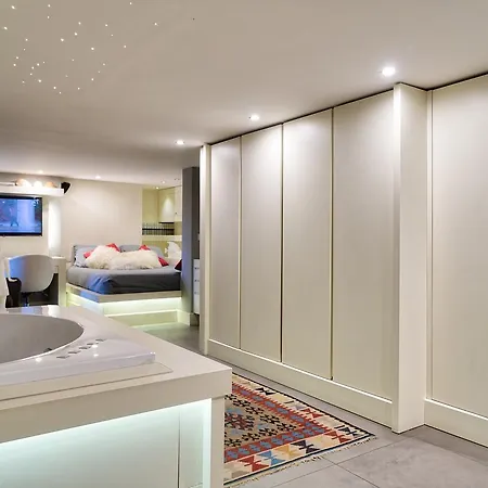 Apartment Luxury Eden *
